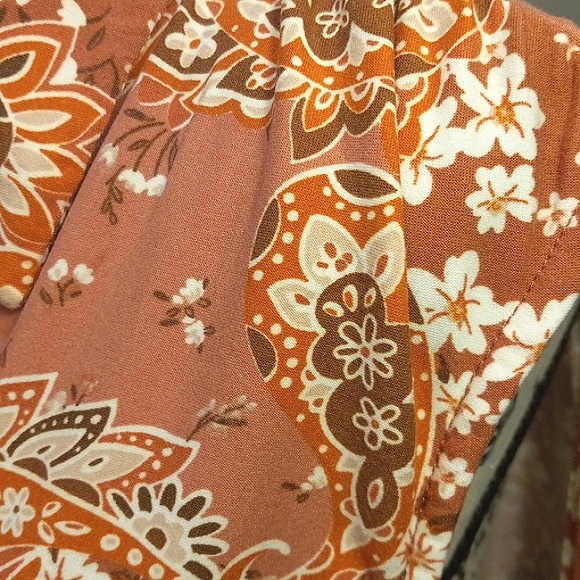 Asymmetrical Hem Flowy Dress Plus Size Floral Pastel Stretch w Belt glamour - Picture 6 of 16